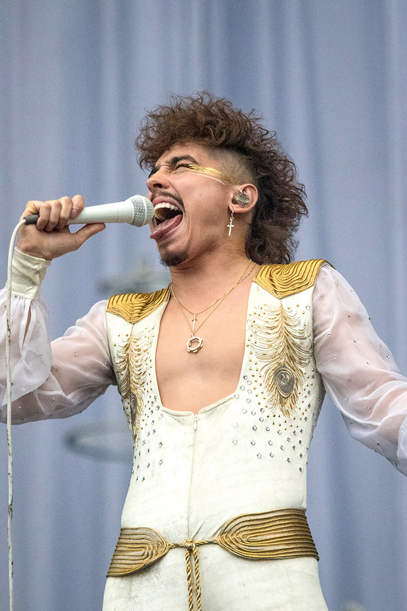 Shaky Knees 2023: Huge Photo Gallery of Day 1 & Festival Review