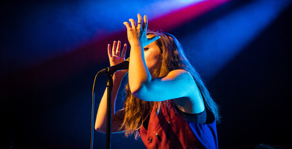 Alice Merton concert photos & review - Bluebird Denver